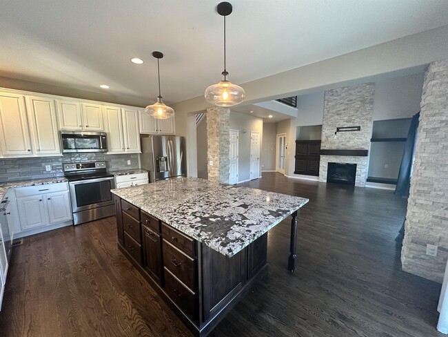 Building Photo - 8361 Briar Trace Way