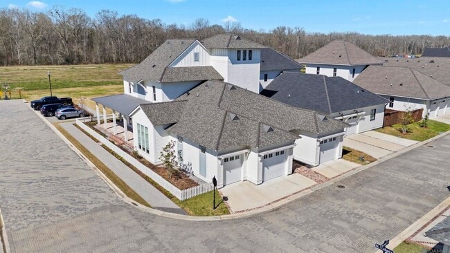 Building Photo - 2757 Chenal Ct