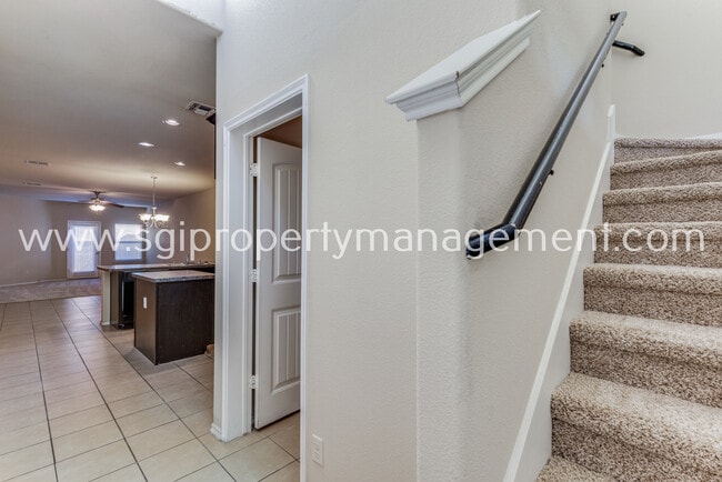 Building Photo - 2265 Stonebrook Ln