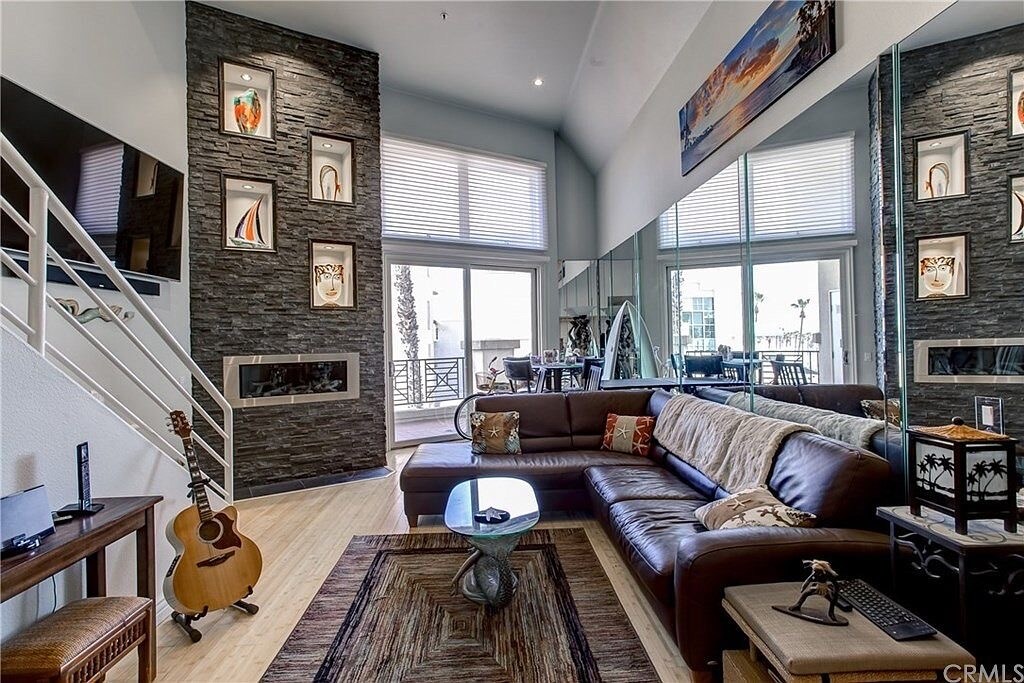 Beautiful living room. - 200 Pacific Coast Hwy