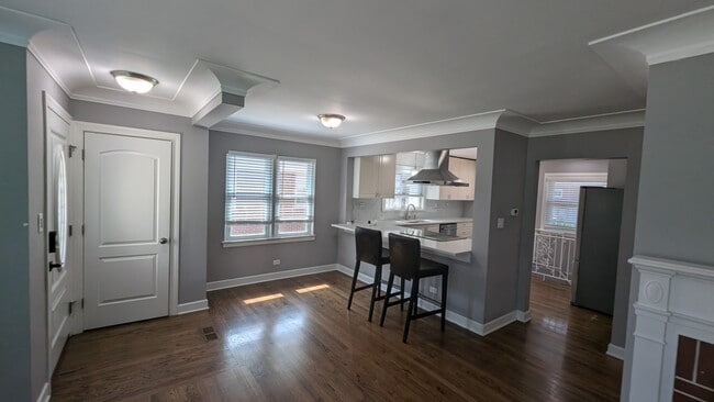 Building Photo - ?? Spacious 3BR Ranch | District 57 & Pros...