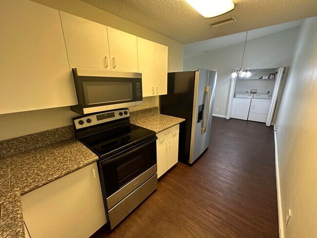 Building Photo - 5070 Sanctuary Way