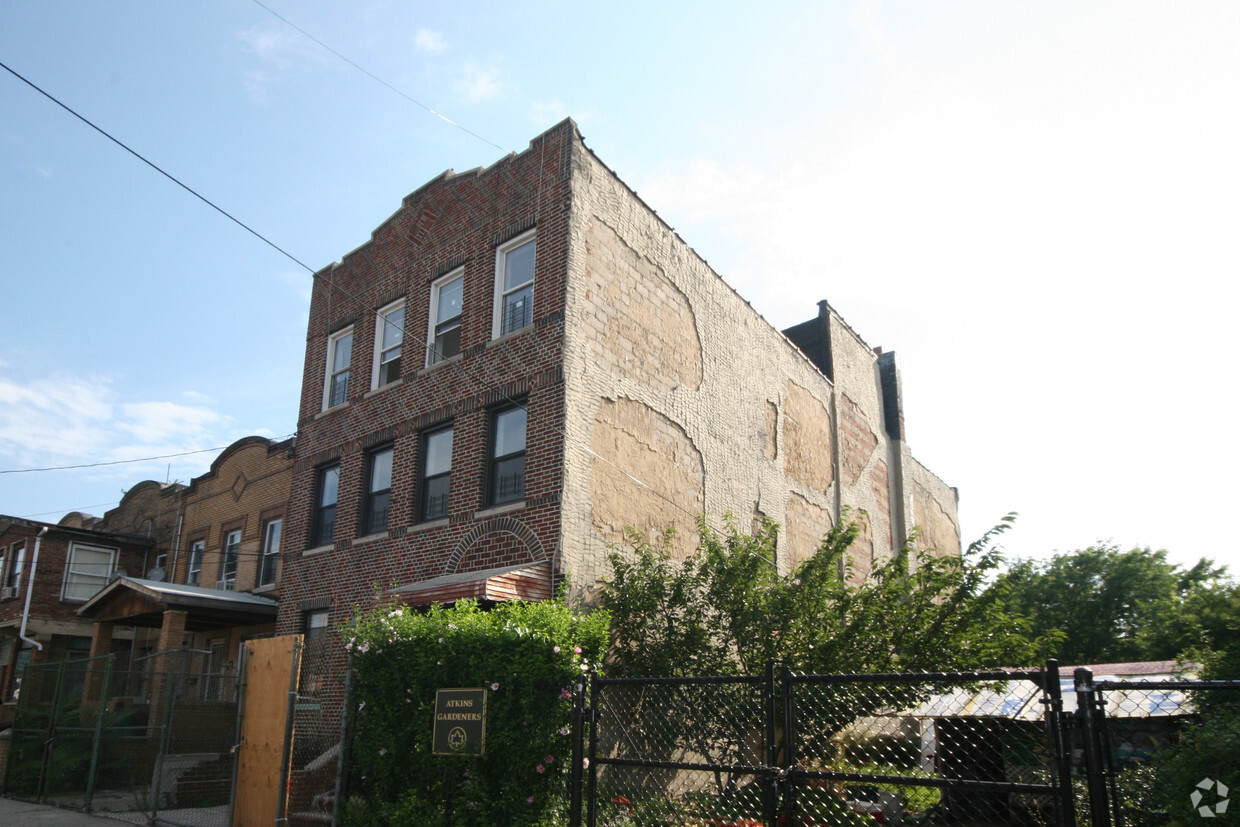 Building Photo - 209 Atkins Ave