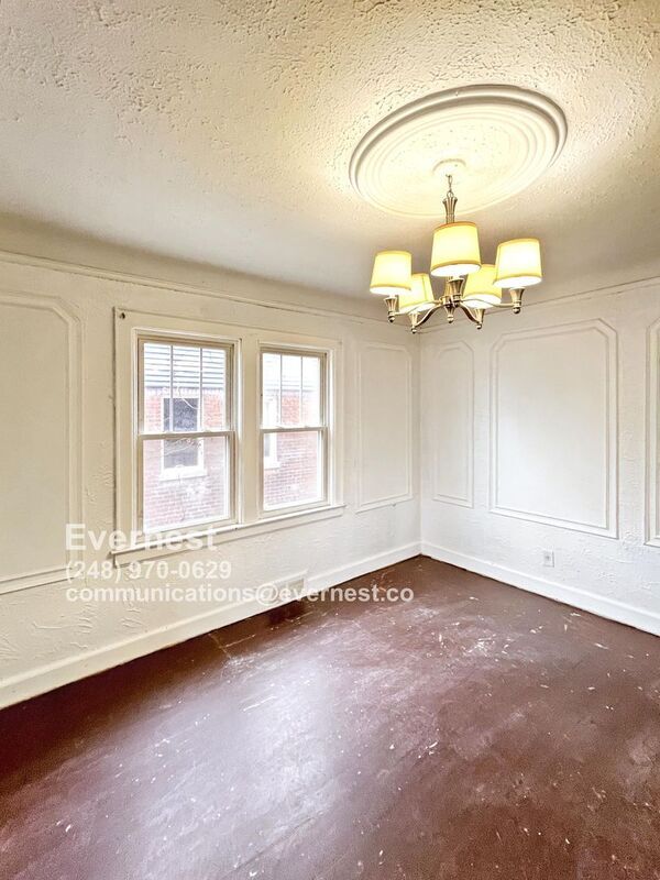 Building Photo - 15395 Ardmore St