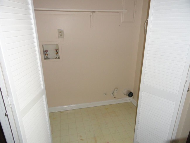 Foto del edificio - 200 Varnedoe Dr