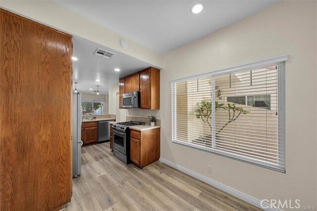Building Photo - 2740 Gramercy Ave