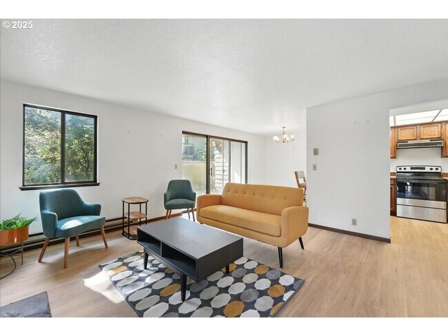 Foto del edificio - 1 Bedroom Condo in Lake Oswego Mountain Pa...