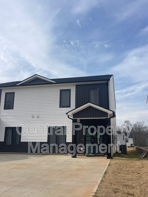 Foto del edificio - 30 Beverly Hills Dr