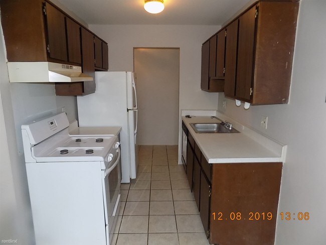 Building Photo - 1 br, 1 bath  - 45240 Keding St Apt 101