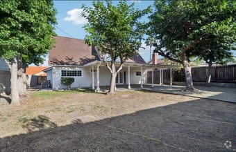 Building Photo - 23681 Cavanaugh Rd