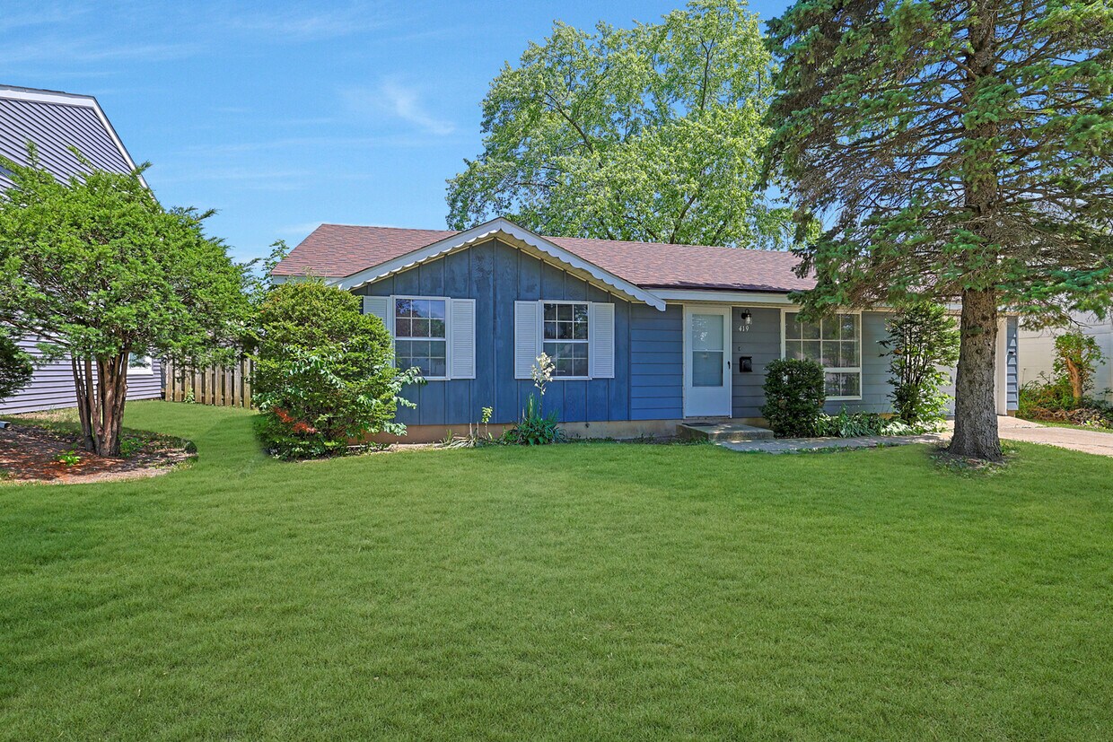 Foto principal - 419 Waverly Ave