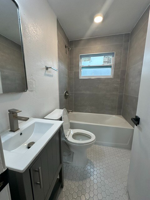 Foto del edificio - 2601 47th Ave N