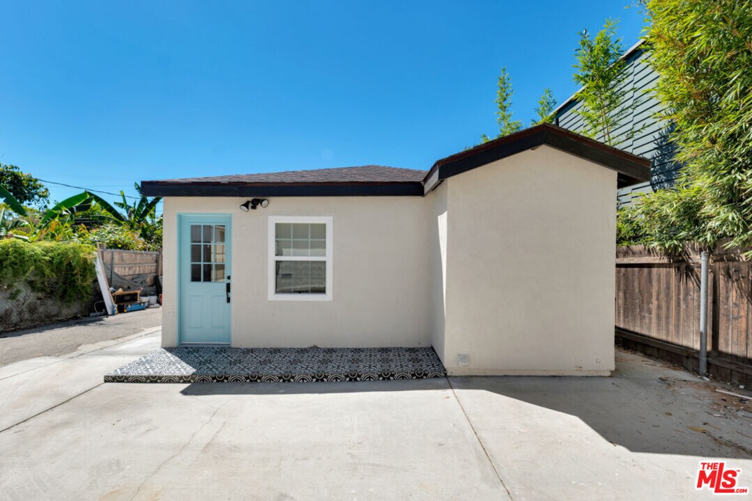 Foto principal - 3214 Atwater Ave