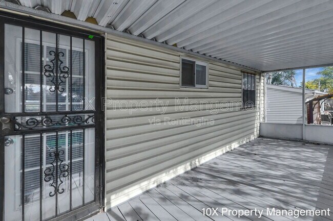 Foto del edificio - 907 Higbee Dr N