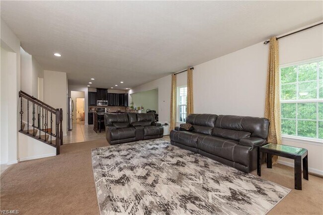 Building Photo - 7921 Megan Meadow Dr