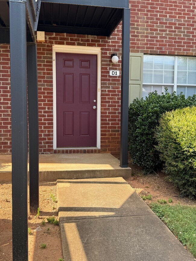 Front door - 101 Davis St