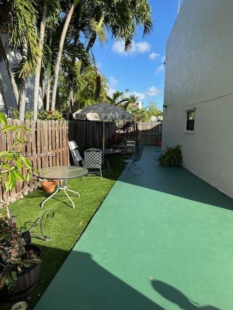 Building Photo - 6920 SW 109th Pl