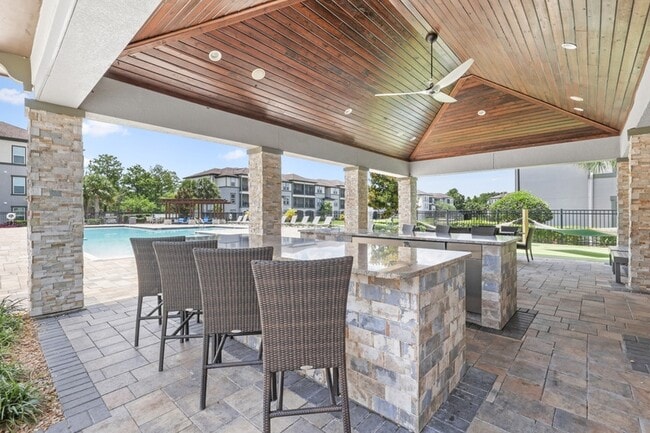 Interior Photo - Lantower Grande Pines