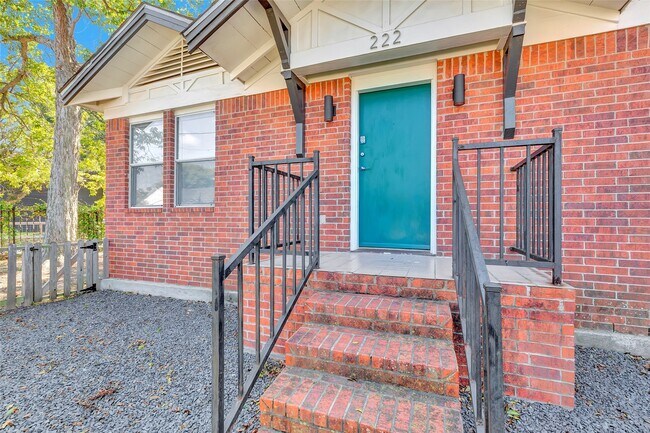 Foto del edificio - 222 Moody St