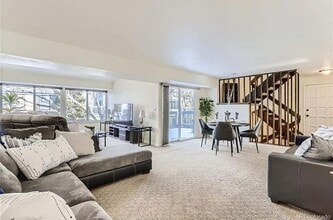 Building Photo - 15065 E Louisiana Dr