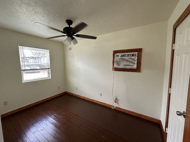 Foto del edificio - 10024 Wrangler Wy