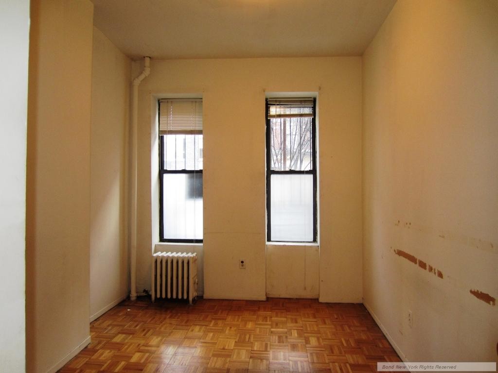 Primary Photo - 515 West 48th Street