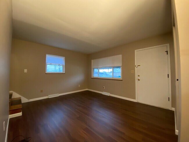 welcome to your living room - 1907 Carter Ave