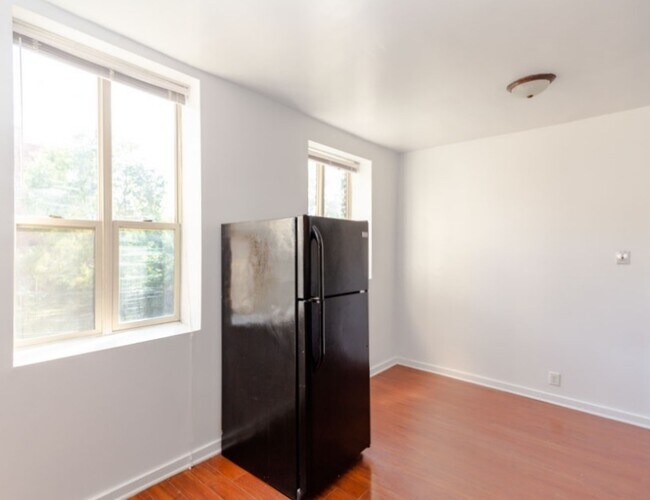 Foto del edificio - 5168 S King Dr