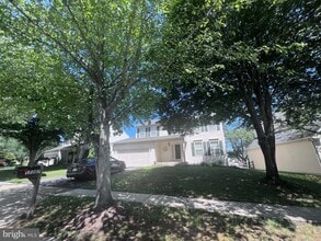 Building Photo - 17207 Sumac Ct