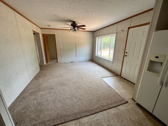 Foto del edificio - Affordable 3-Bedroom with Master Suite and Private Setting!