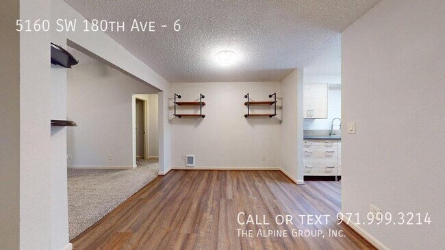 Foto del edificio - 5160 SW 180th Ave