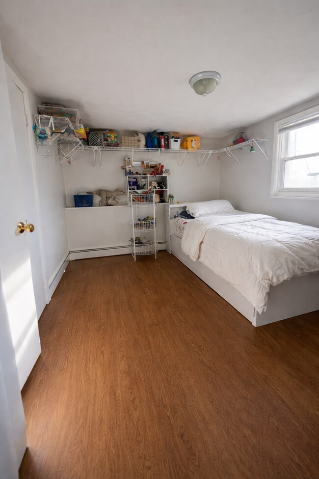 Foto del edificio - 4 Katherine Dr