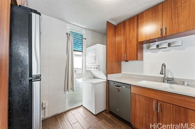 Building Photo - 95-2044-2044 Waikalani Pl