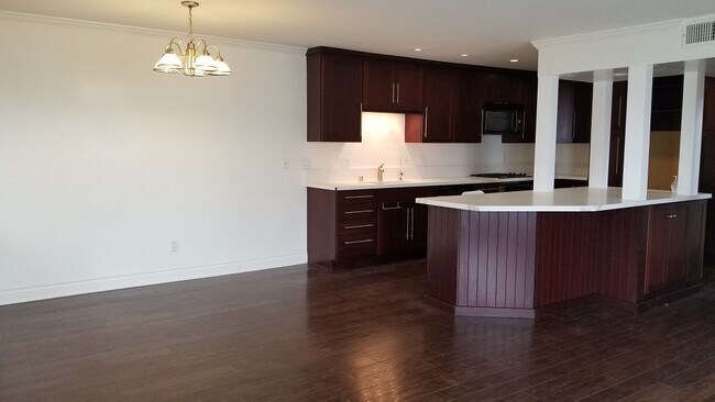 Dining and Kitchen - 157 Paseo de la Concha