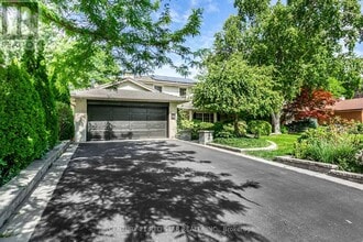Building Photo - 56 Silverthorne Bush Dr