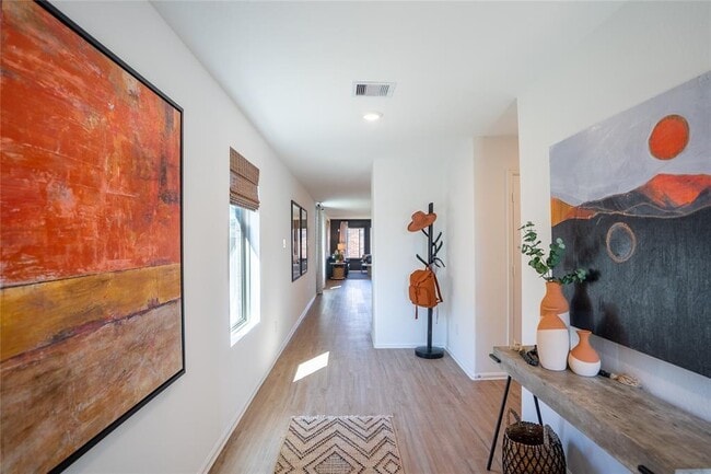 Building Photo - 205 Brandi Dr