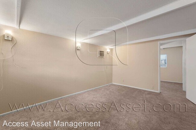 Building Photo - 3 br, 1 bath House - 32860 Wildomar Rd