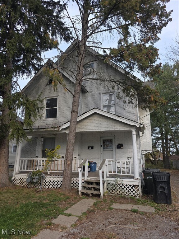 Primary Photo - 207 Bath St