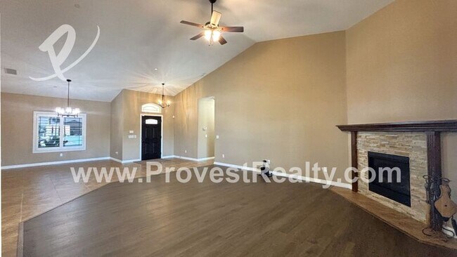 Foto del edificio - 16209 Ridge View Dr
