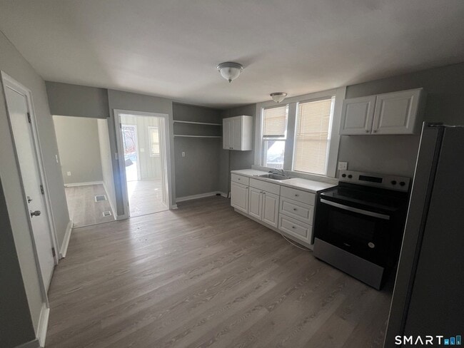 Foto del edificio - 144 Clark St