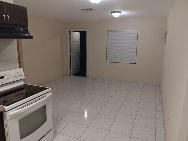 Foto del edificio - 1114 N 16th Ct