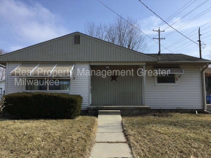 Primary Photo - 1215 Randolph St