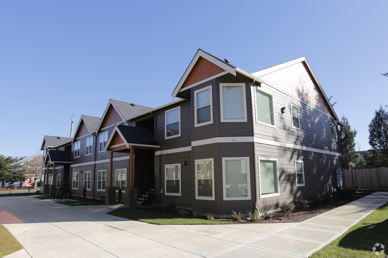 Building Photo - 1540 Southwest 53rd