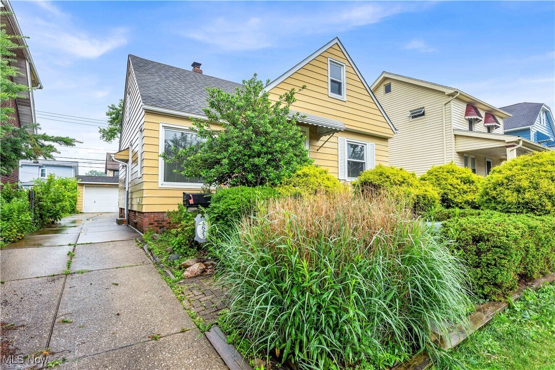 Foto principal - 4821 E 84th St