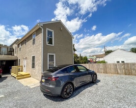 Building Photo - 4565 Horseshoe Pike