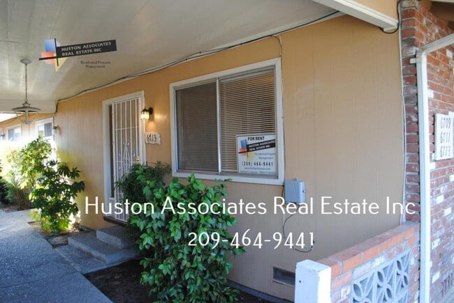 Building Photo - 6713 N El Dorado St