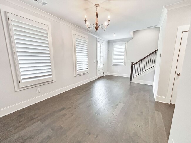 Foto del edificio - Beautiful 3 BR Townhome in Woodstock!