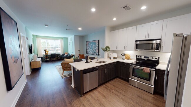Crujiente, un diseño luminoso y abierto ofrece un ambiente moderno a las homes - Alister Montclair