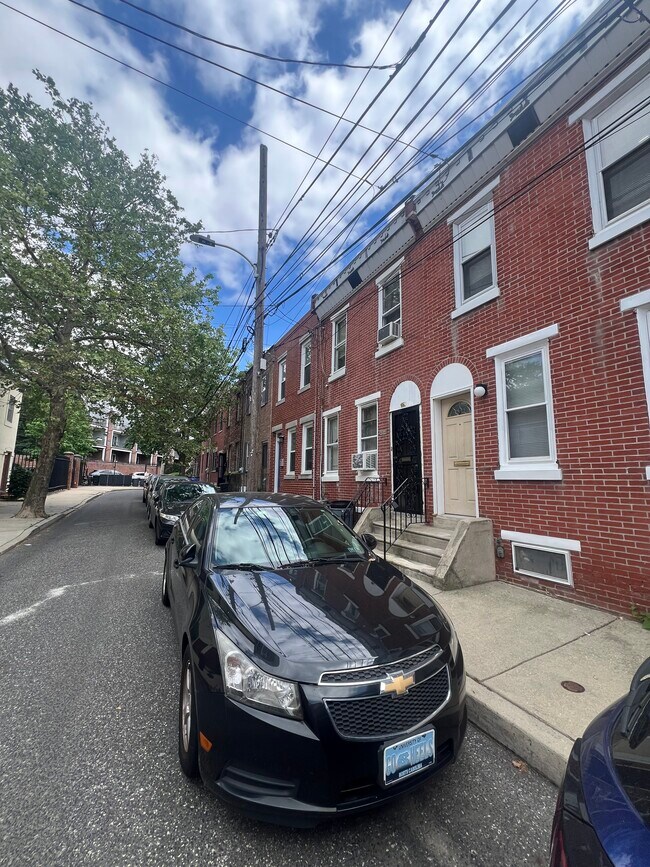Foto del edificio - 2524 Webster St
