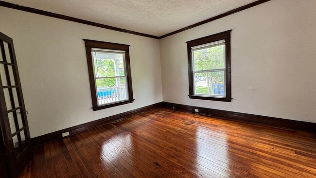 Foto del edificio - 1104 Baxter St SE